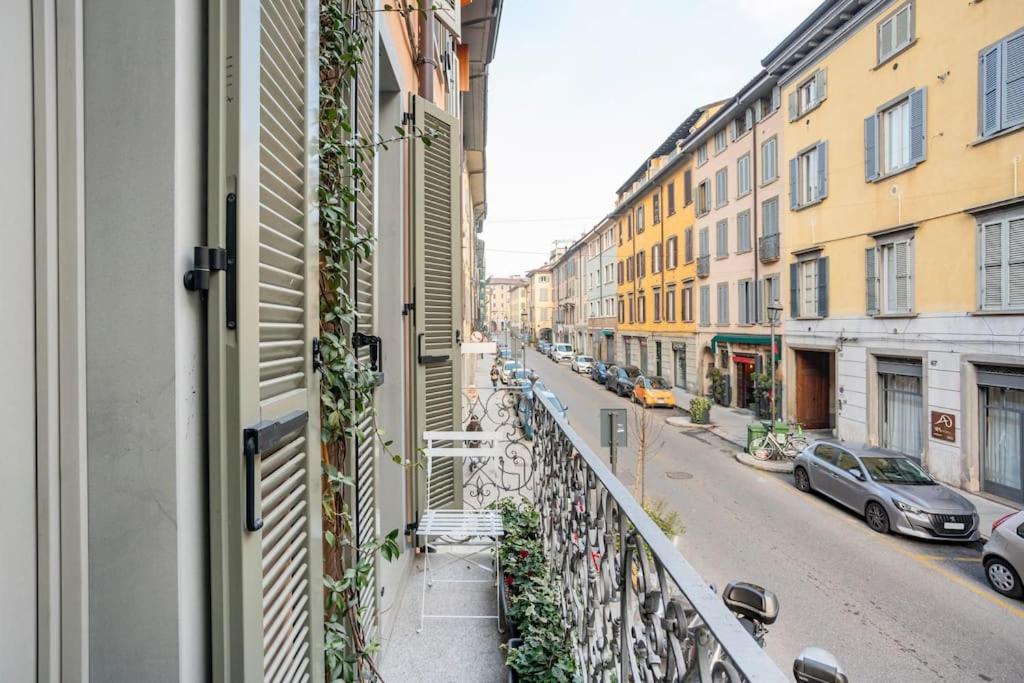 Bergamo Center Suite Mia - Modern & Green + Wifi Exterior photo